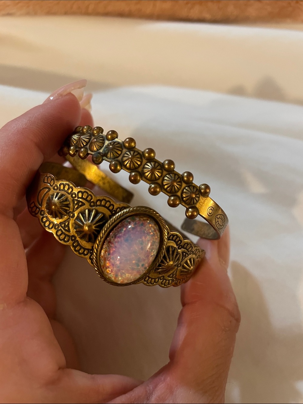 Vintage Southwestern Brass Cuff Bracelet Lot - Faux Opal Boho Set - Picture 5 of 7